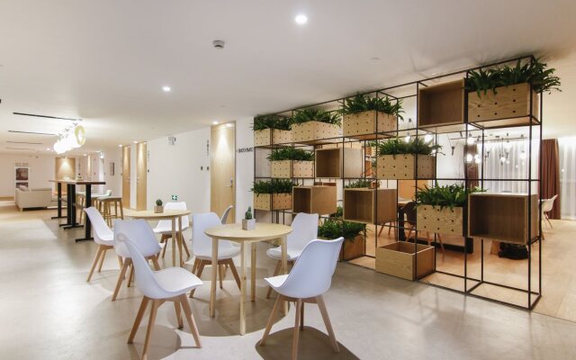 Sweetome Vacation Apartment East Nanjing Road