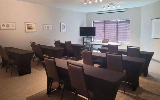 Country Inn & Suites by Radisson, Appleton, WI