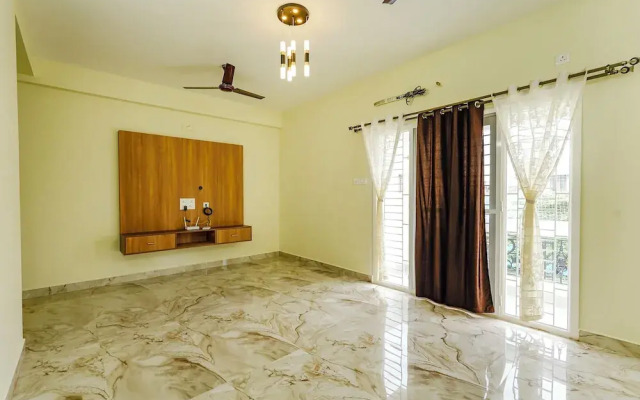 Fabhotel Lucky Inn Grand Residency