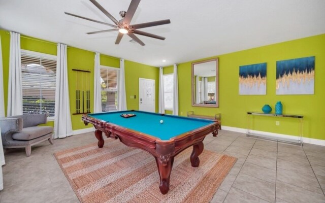 Ultimate 6 Bedroom Villa by Redawning