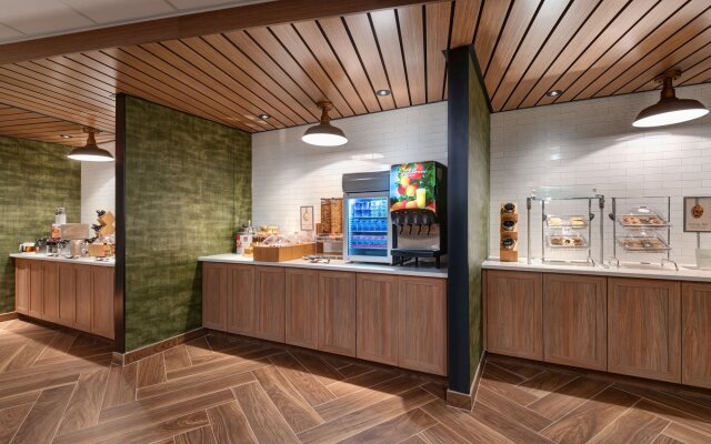 Fairfield Inn & Suites by Marriott Lexington East/I-75