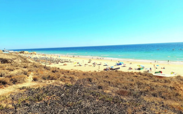 Tropicana Holiday Apartments