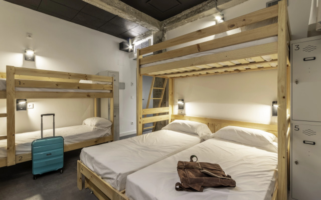 Ekoos , Bilbao Eko Hostel