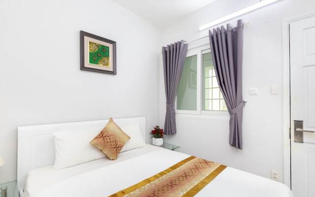 White Diamond PN Hotel