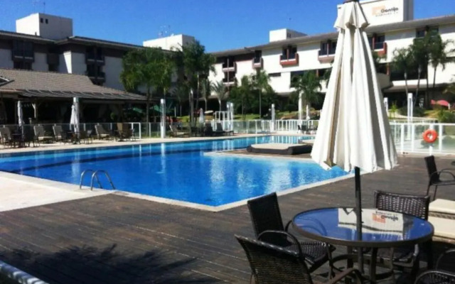 Flat Life Resort