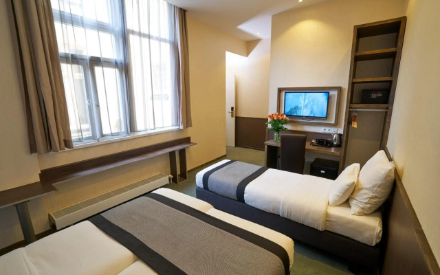 Hotel The Bird