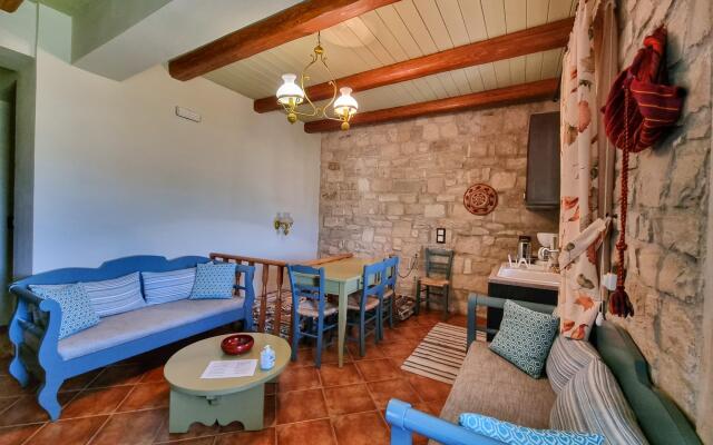 Asion Lithos - Traditional Villa