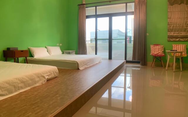 EZE Homestay