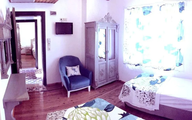 Dalyan Butik Otel Hayat Bahcesi