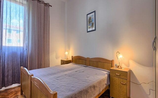 Apartment Lucija