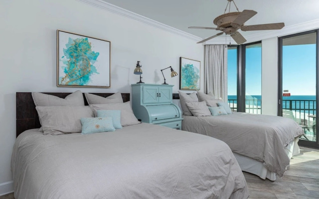 Phoenix Ix 508 3 Bedroom Condo