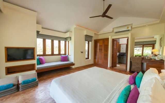 Sea Dance Resort