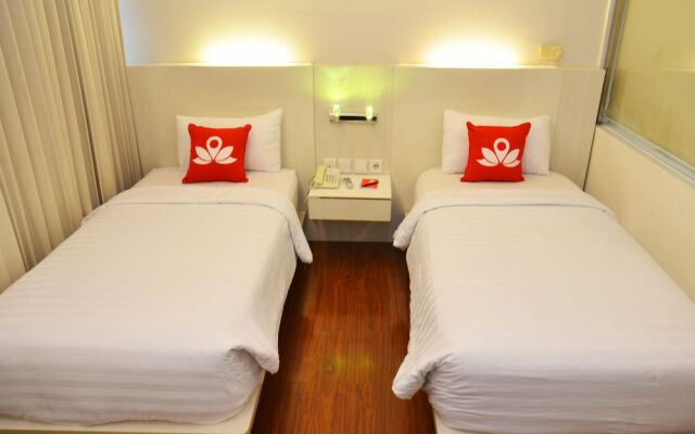 Zen Rooms Manyar Kertoarjo