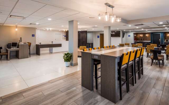 Best Western Plus Bloomington East Hotel