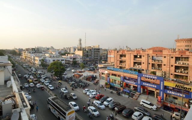 OYO 2289 Hotel Radha Palace
