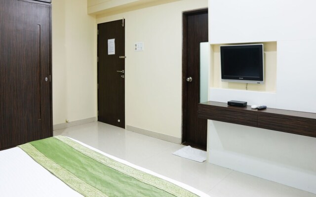 Treebo Seven Apatments Bandra