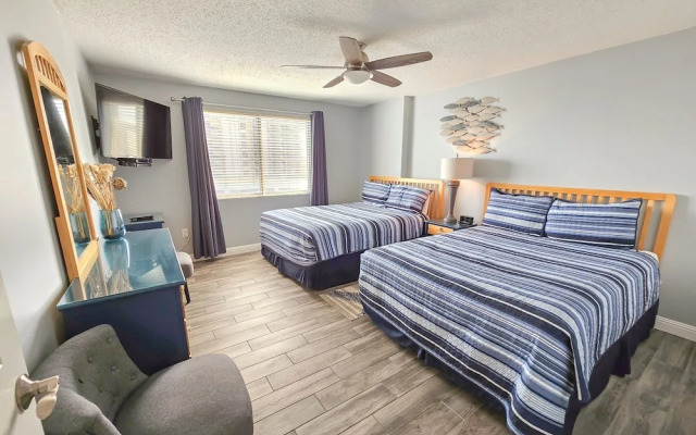 204b 2 Bedroom Condo