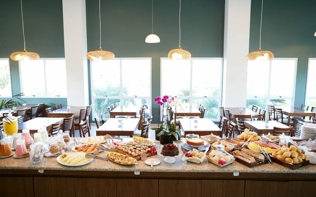 Oceania Park Hotel Spa & Convention Center