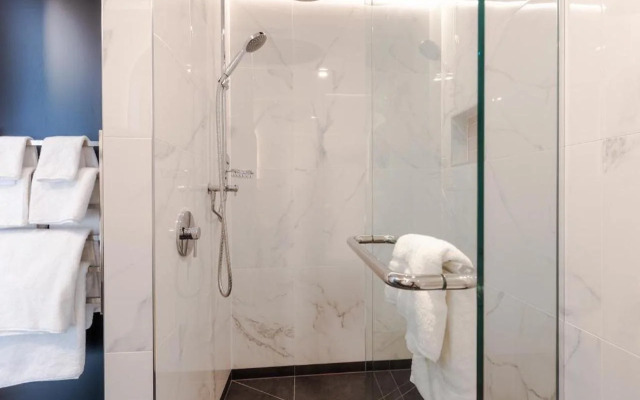 The Muse Christchurch, Art Hotel