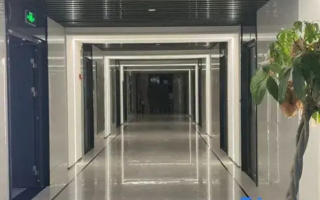 Yuhai Smart Hotel (Zhengzhou Gaoxin Wanda Plaza Zhenghonghui Branch)