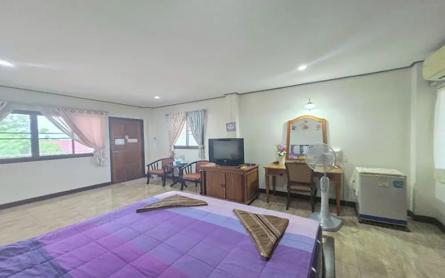 Phaiboon Hotel & Resort