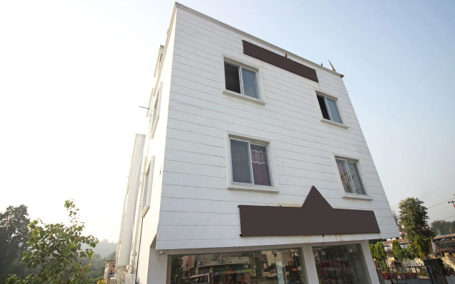 OYO 9845 Hotel Kirti Heritage