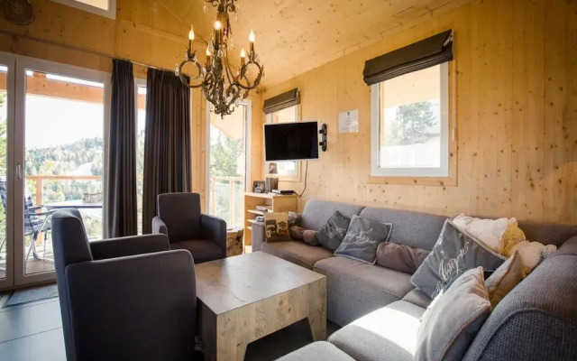 Quiet Chalet in Turracherhöhe with Sauna & Indoor Hot Tub