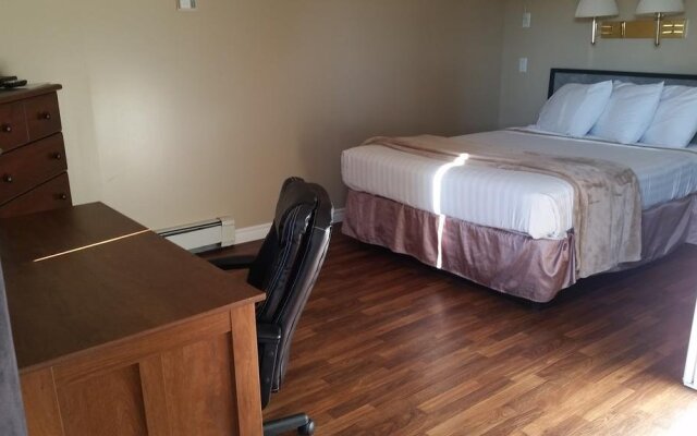 Middleton Motel & Suites