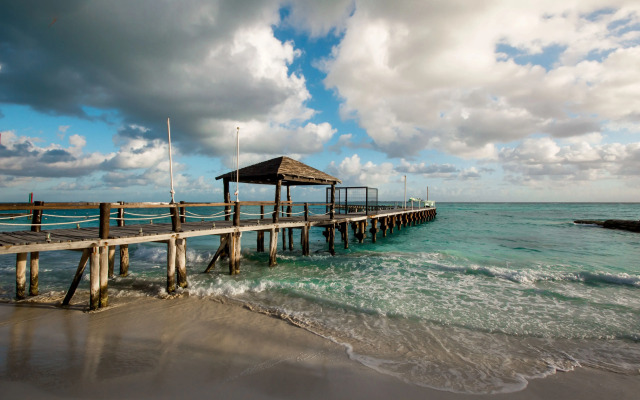 La Palma Beachfront Hotel & Club Nautico