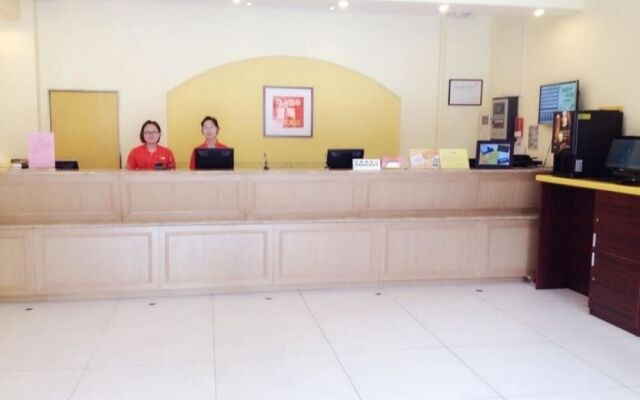 Home Inn Suzhou Road Pedestrian Branch