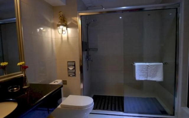 Hezhou Joy City Hotel