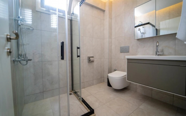 Villa With Pool Jacuzzi and Cinema Room in Fethiye