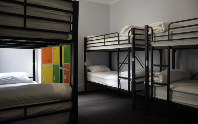 The Backpackers Imperial Hotel - Hostel