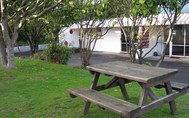 Adelphi Motel