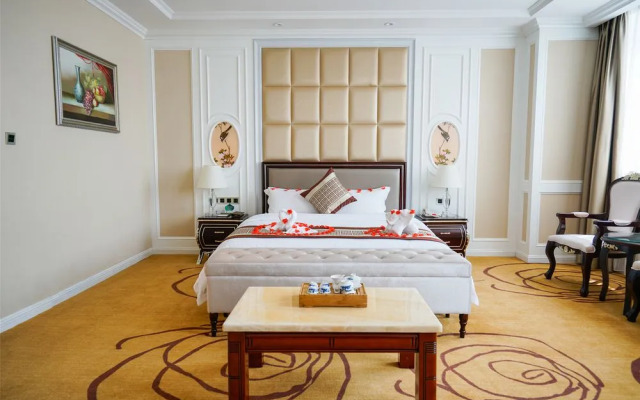 YunDu International Hotel (Baiyun Station Huangshi Branch)