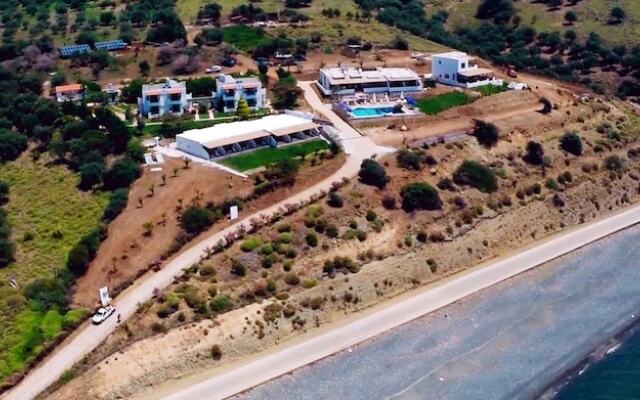 Samothraki Beach Apartments & Suites Hotel