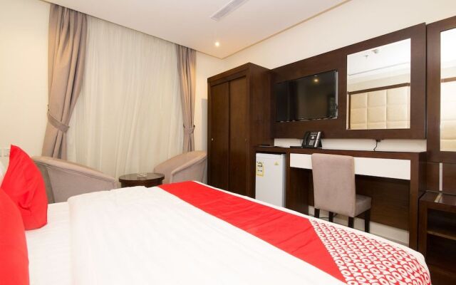 Capital O 143 Happy Beach Hotel Platini