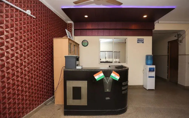 OYO 19452 Hotel Swift Inn