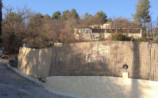 Bastide Du Rousset B&B