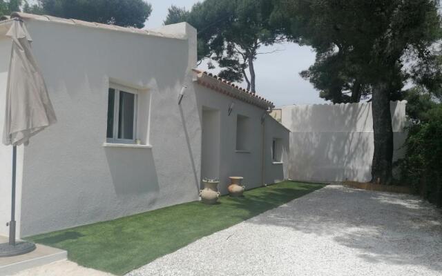 Le Cabanon de Tholon