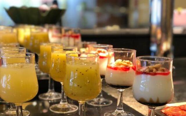 Perla Marina Hotel & Apartamentos