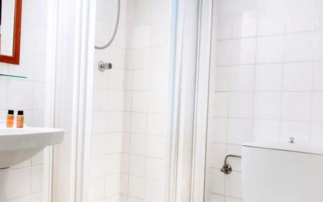 Casa independiente y completa con una habitación "Venta de Cidones"