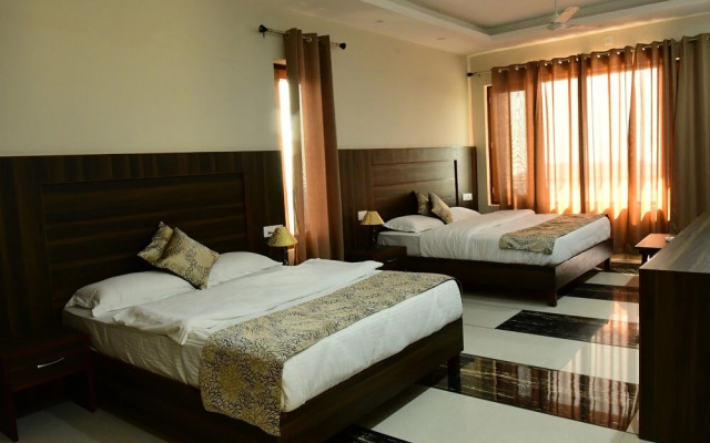 Hotel Flyers Paradise