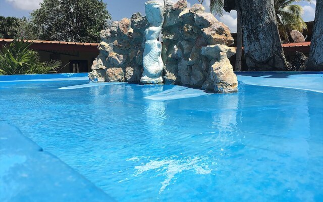 Gorgona Beach Hotel