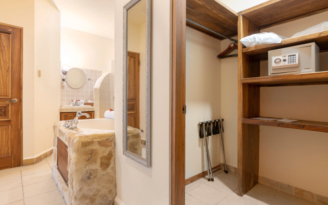 Issimo Suites Boutique Hotel & Spa - Adults Only