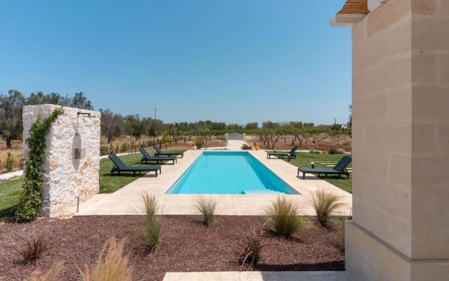 Lamia Flora con Piscina Privata