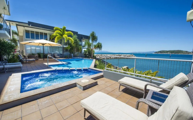 1 Bright Point Apartment 2305