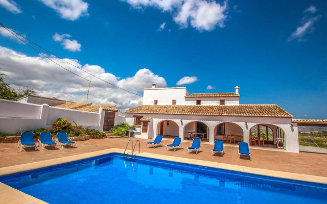 Finca Pere - panoramic hillside holiday house in Benissa