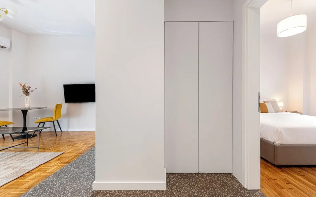 Phaedrus Living Luxury Flat Panormou