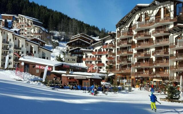 Appartement La Tania, 3 pièces, 7 personnes - FR-1-513-38